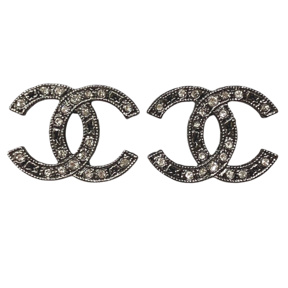 Chanel earrings, accessory featuring the Coco Mark, total weight 3.6g, metal ...